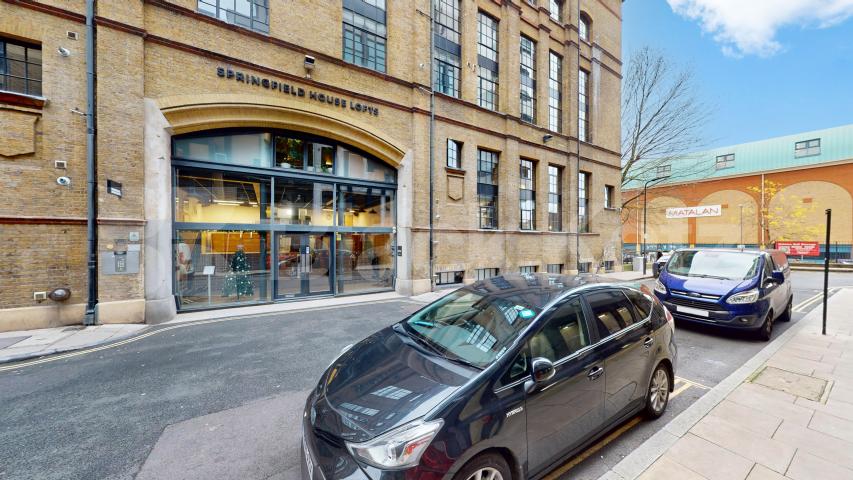  beautifully refurbished live/work one-bedroom apartment, Springfield House lofts - Tyssen Street, Dalston